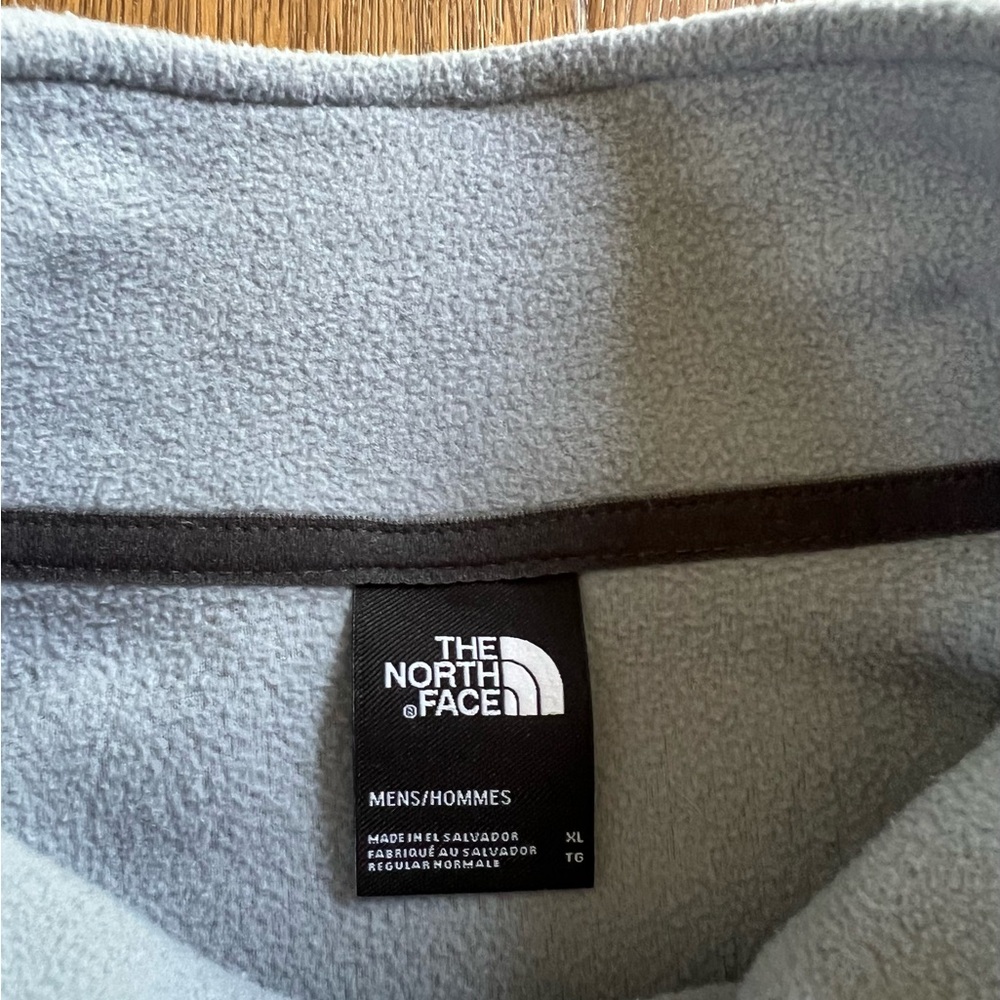 The North Face Light Gray Full-Zip Fleece Jacket - Picture 3 of 4